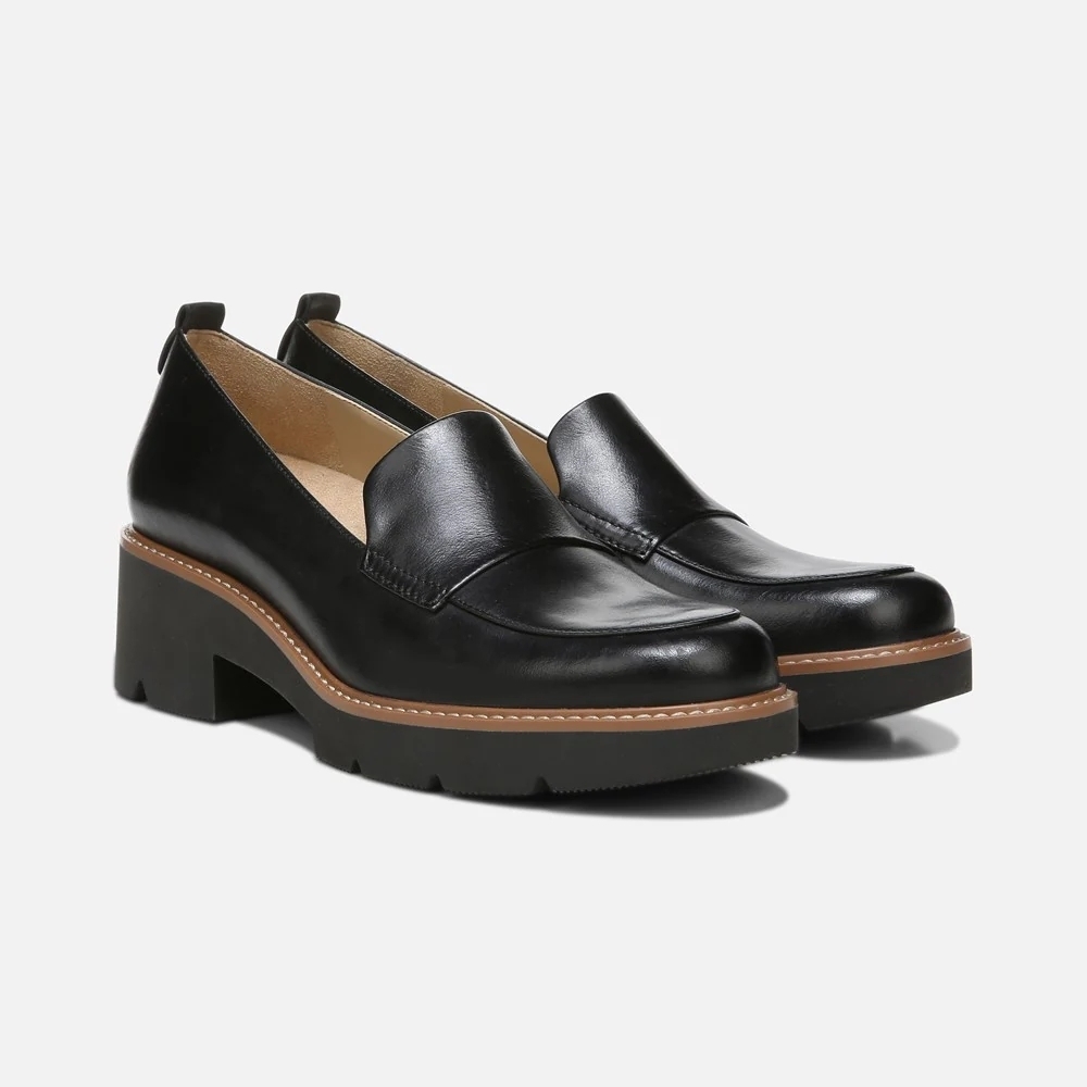 Naturalizer Darry Lug Sole Black Loafers Size 12 WIDE